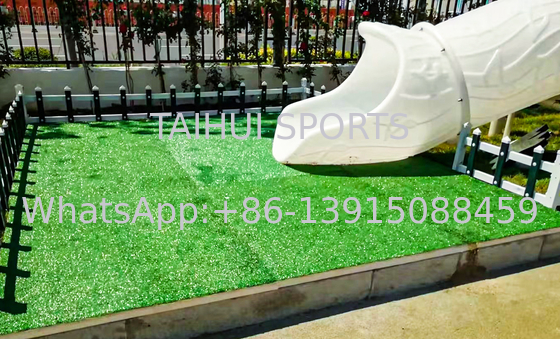 Ateşe dayanıklı köpük şok yastığı Tüm sporlar için yapay çim çok amaçlı ve FIFA standardı