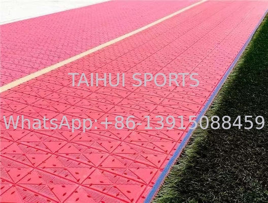 EN15330 FIFA 2024 Spor Alanları İnşaatı İçin Yapay Çim Çim Çözümü İçin Hava Durumuna Dirençli Şok Yolu