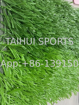5/8 inç boyutlu dayanıklı UV istikrarlı Tuft çekilme gücü FIFA Futbol sahası peyzajı için yapay spor çimleri