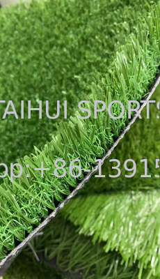 Yapay Çim Futbol Sporları Alanı için 50mm Çim Özel Gözenekli Tasarım