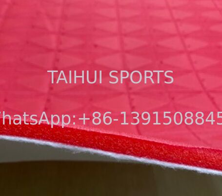2025 Futbol Alanı/Rugbi Alanı/Hokey Alanı'nda yapay çim için desenli şok yastığı 8mm 10mm 12mm 15mm Geotexile Kumaş ile