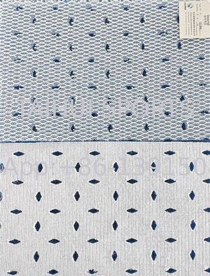 Yapay Çim İçin Daha İyi Darbe Emilimi Dikey Deformasyon 4~8mm ve 3D File Kumaşlı PE Köpük Darbe Pedi Altlığı